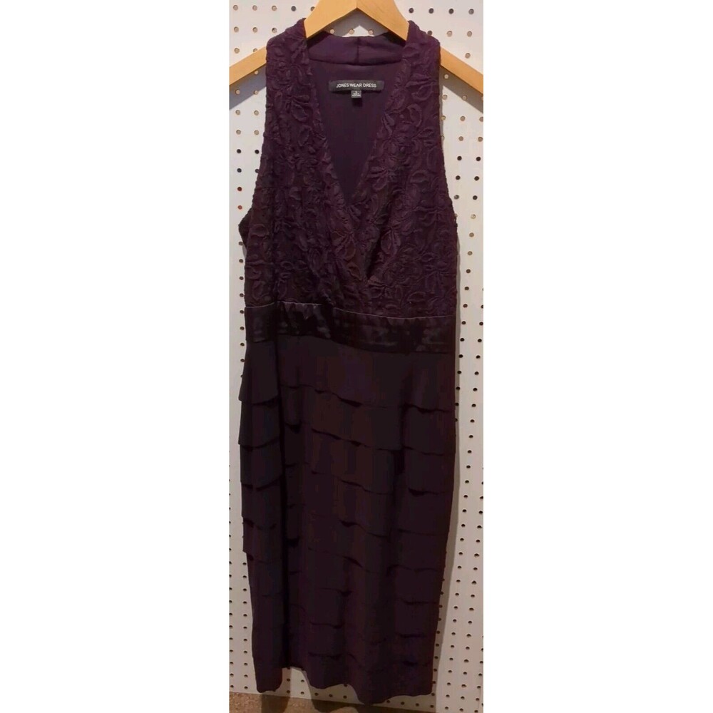 Jones Wear Dress Sleeveless Size 6 Purple Formal Wedding Prom